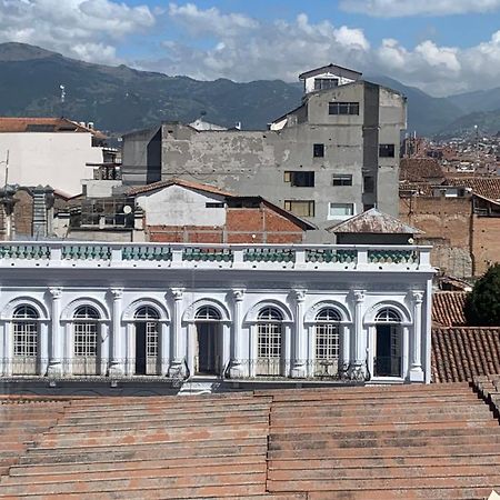 Del Parque Hotel & Suites Cuenca Bagian luar foto